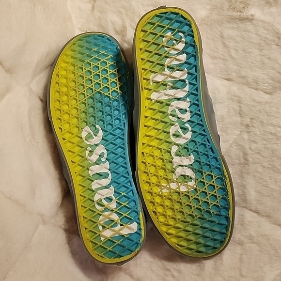 Vans Classic Slip on - Picture 9 of 13